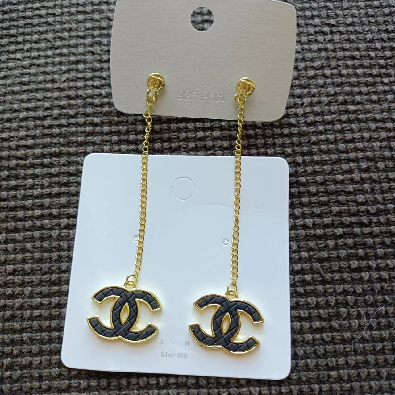 Special Sales! Chanel earrings