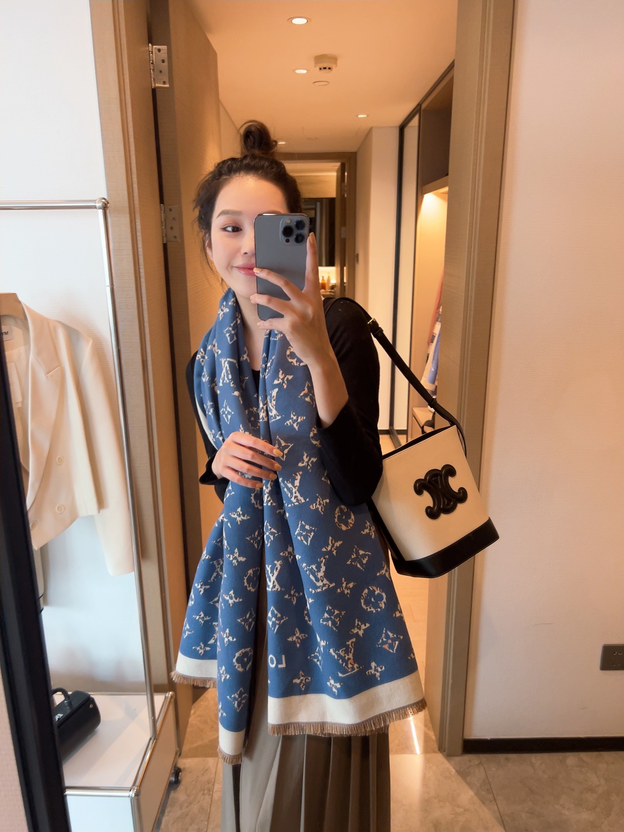 LV Louis vuitton Scarf 110265