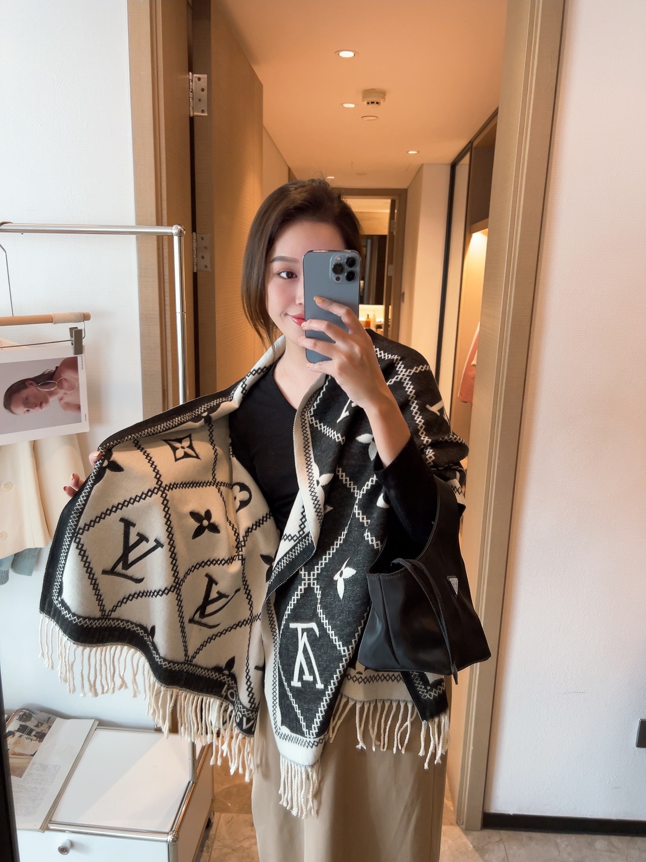 LV Louis vuitton Scarf 110258