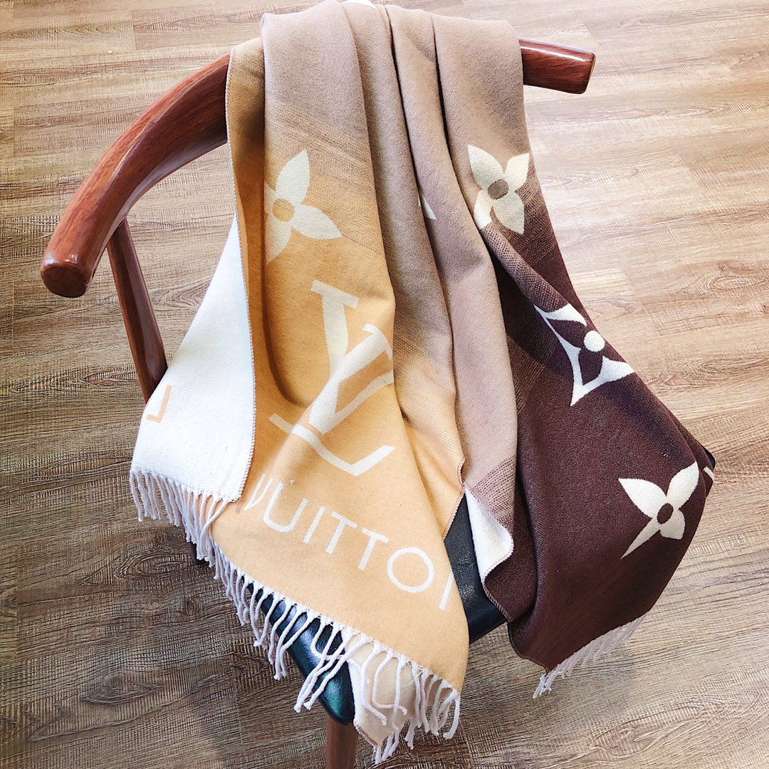 LV Louis vuitton Scarf 110247