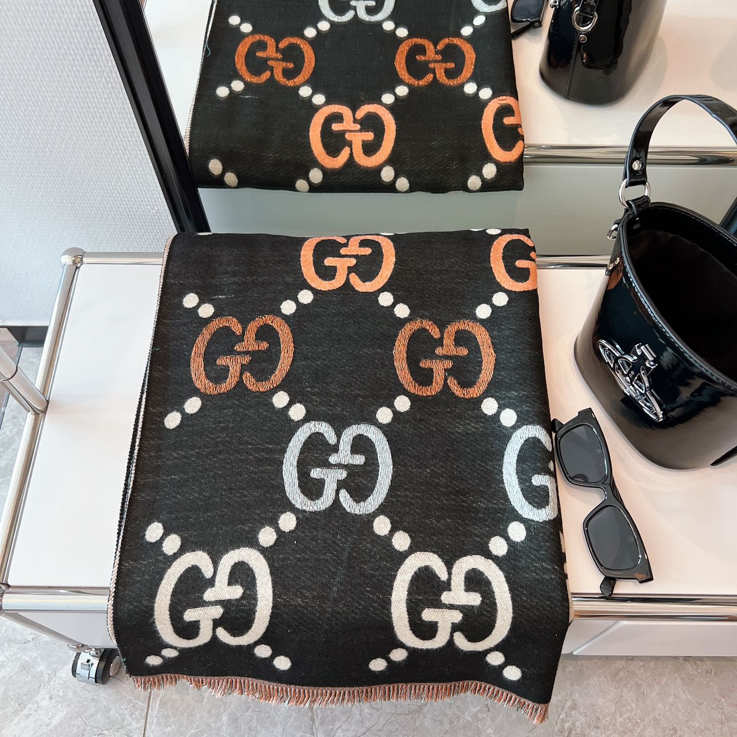 Gucci GG Scarf 110233