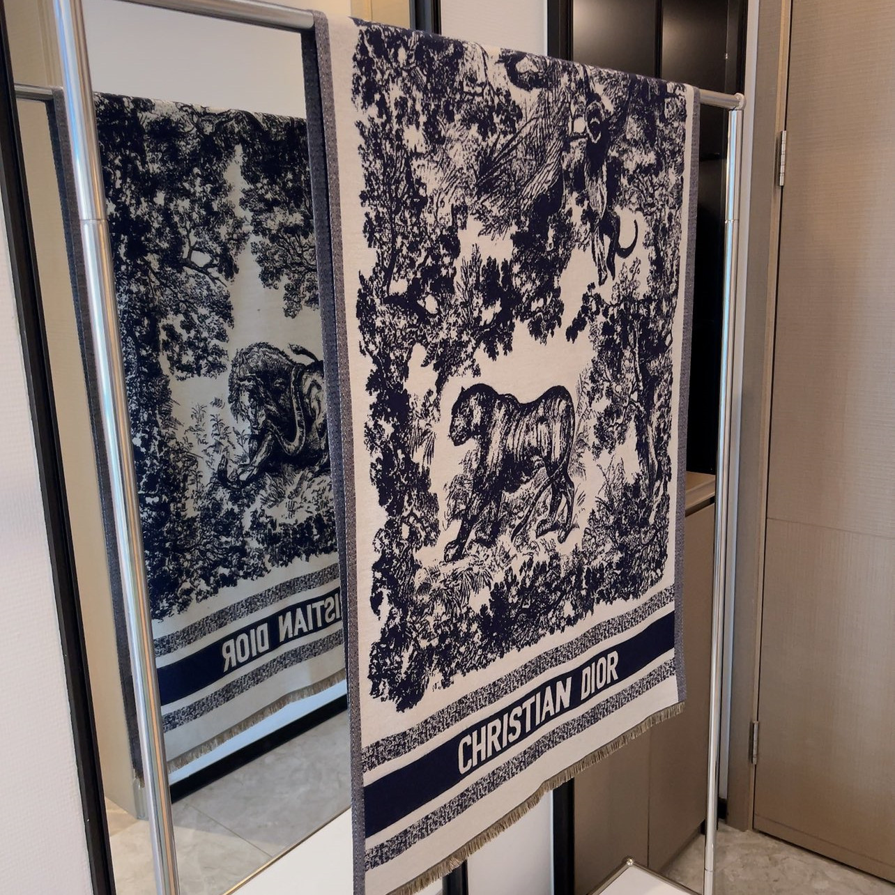 Dior Lady Scarf 110229