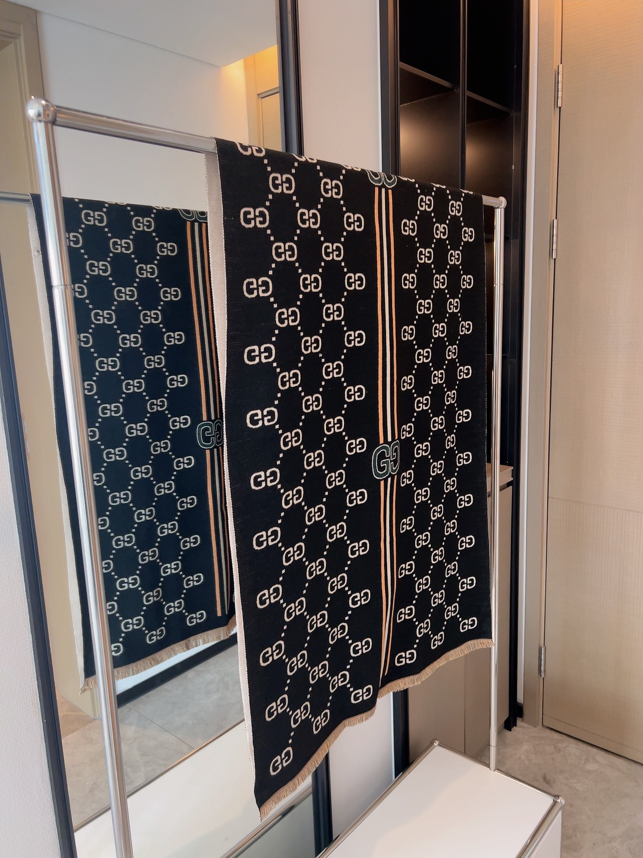 Gucci GG Scarf 110225