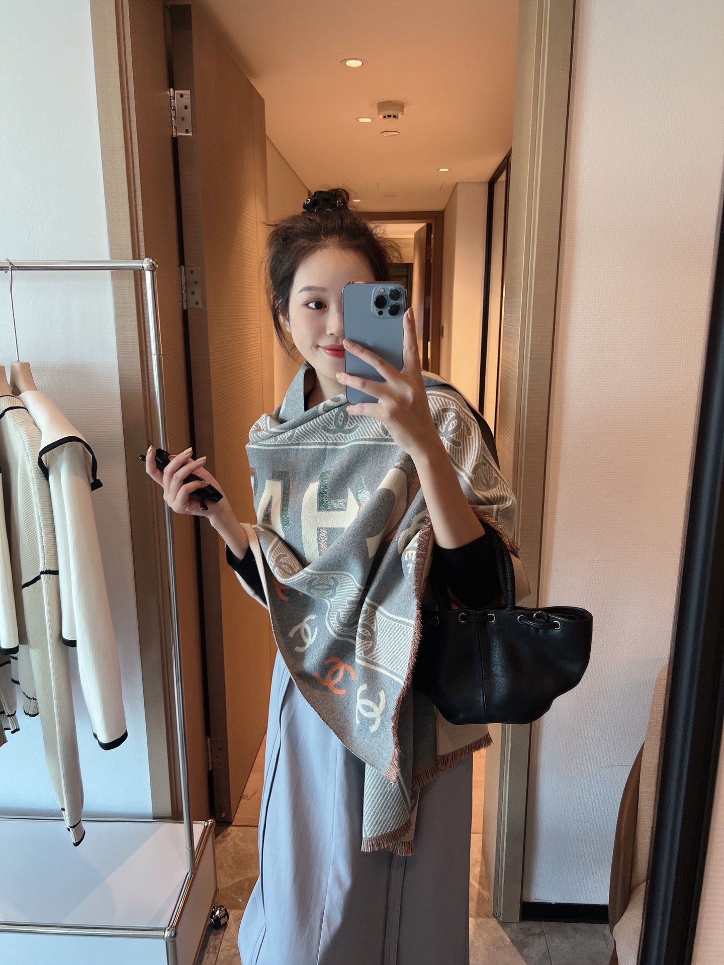 Chanel Scarf 110221