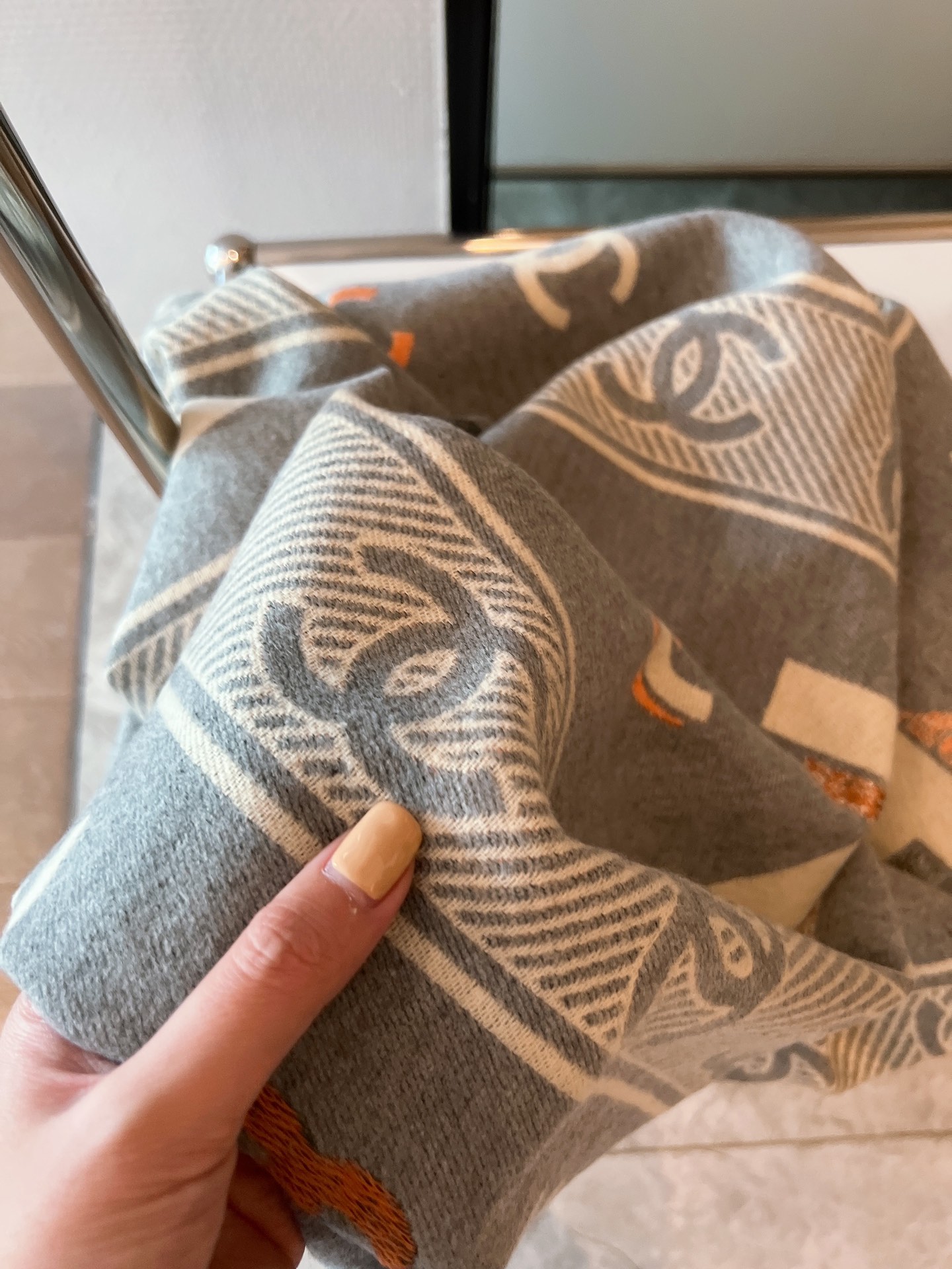 Chanel Scarf 110221