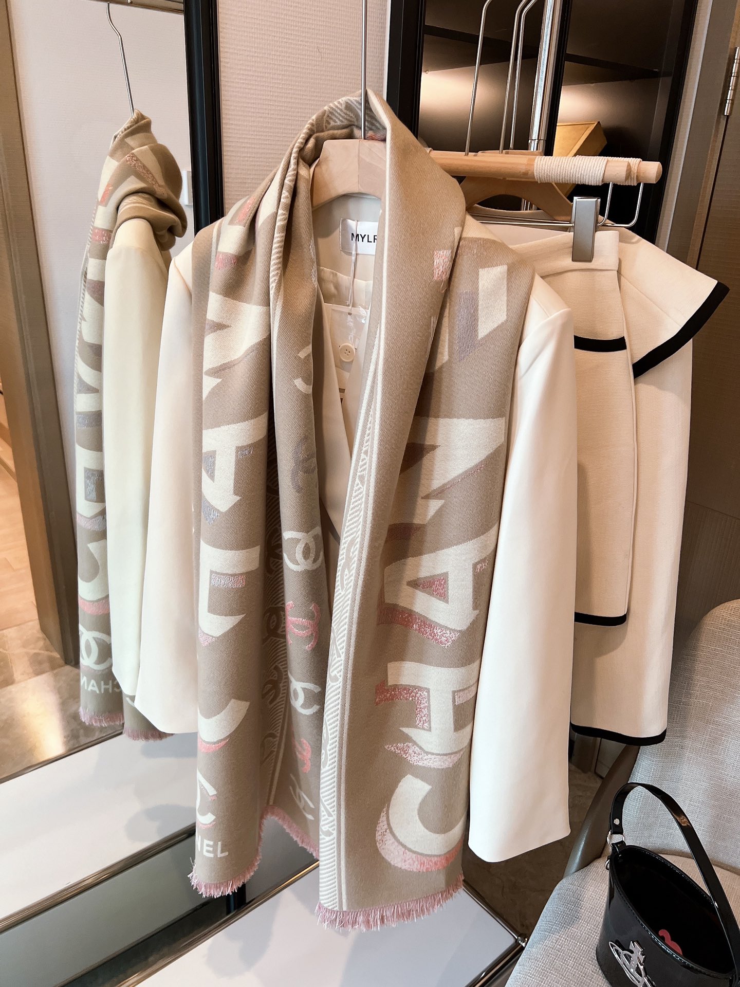 Chanel Scarf 110220