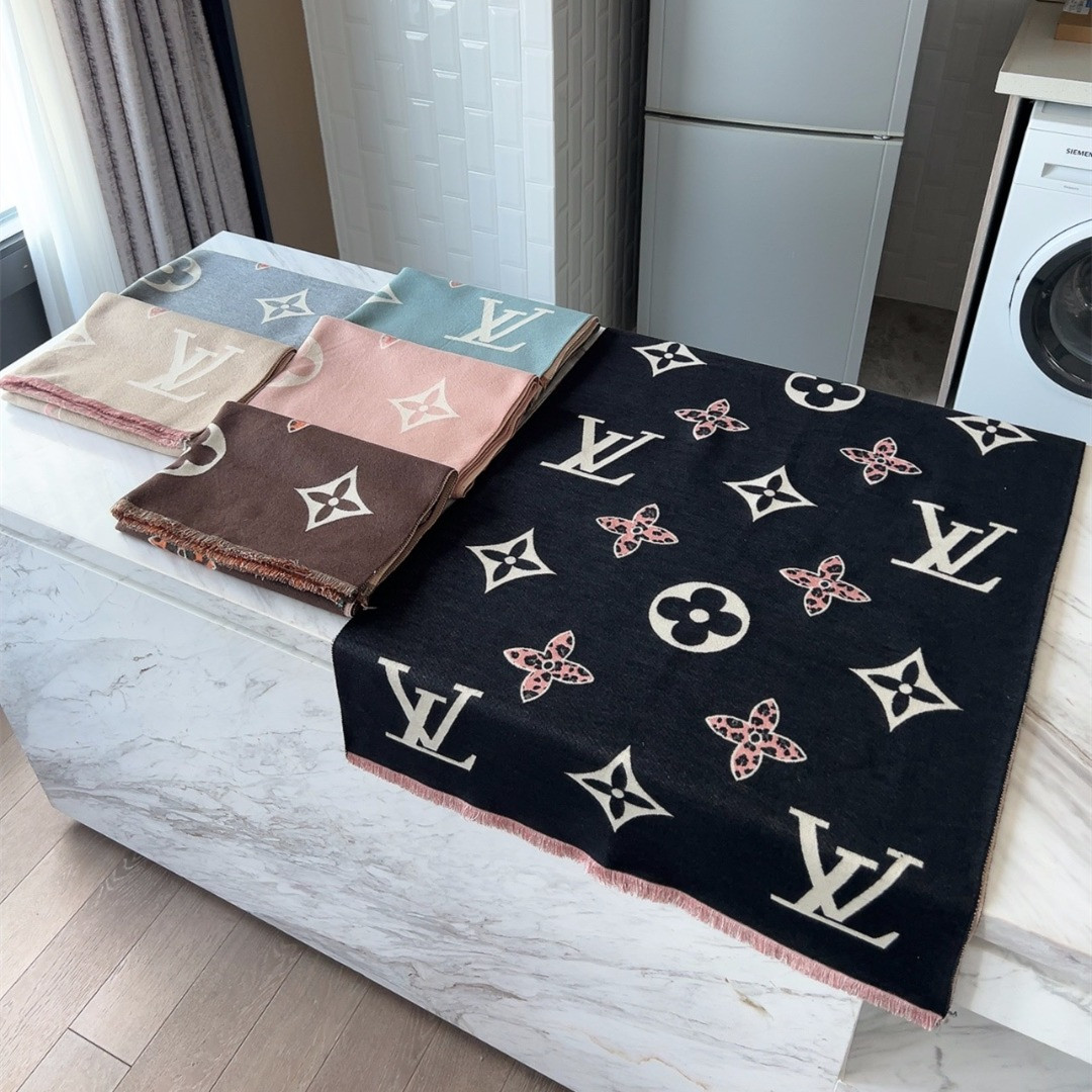 Louis Vuitton LV Scarf 110212