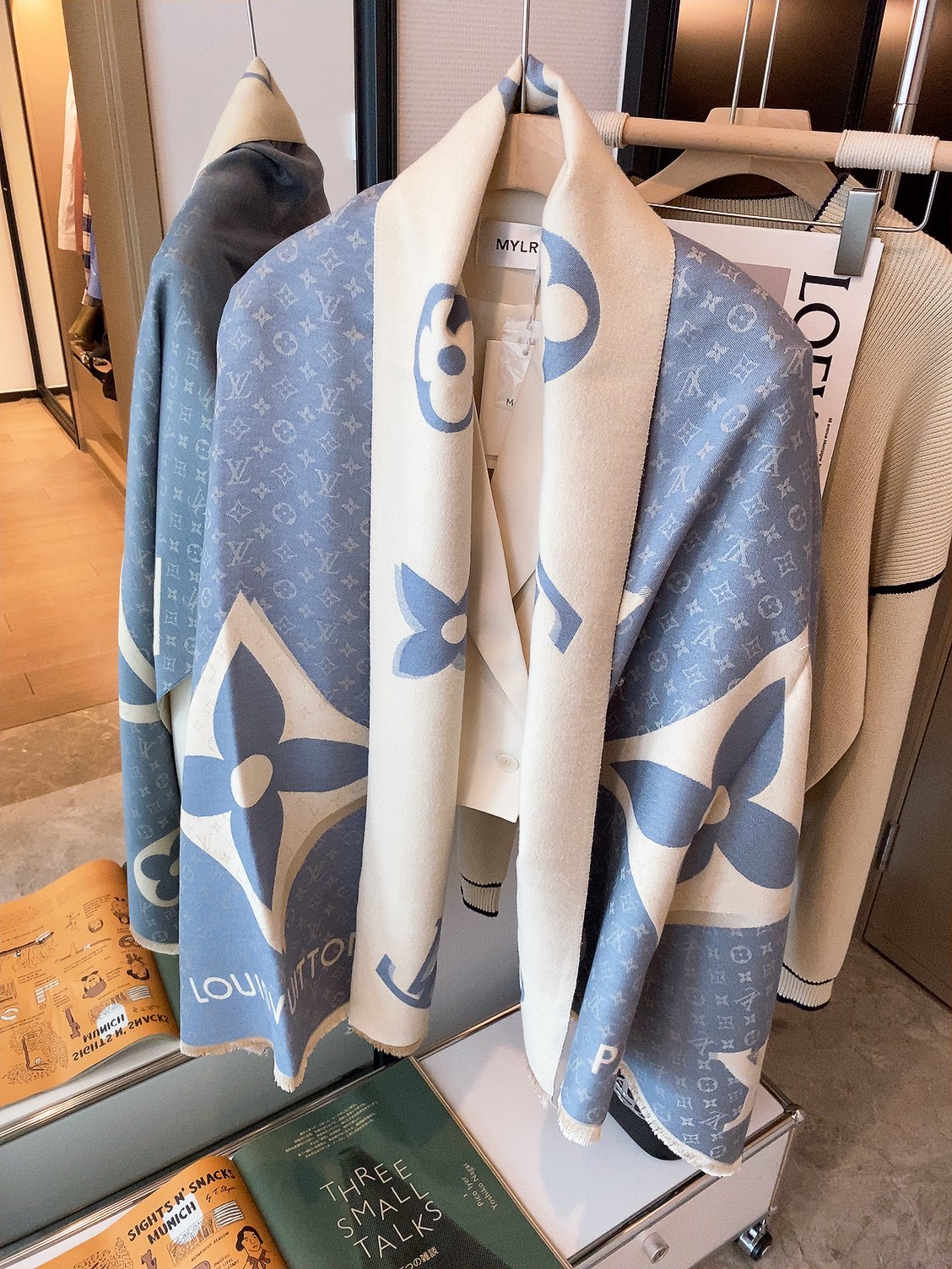 LV CROISILLO Scarf 110209