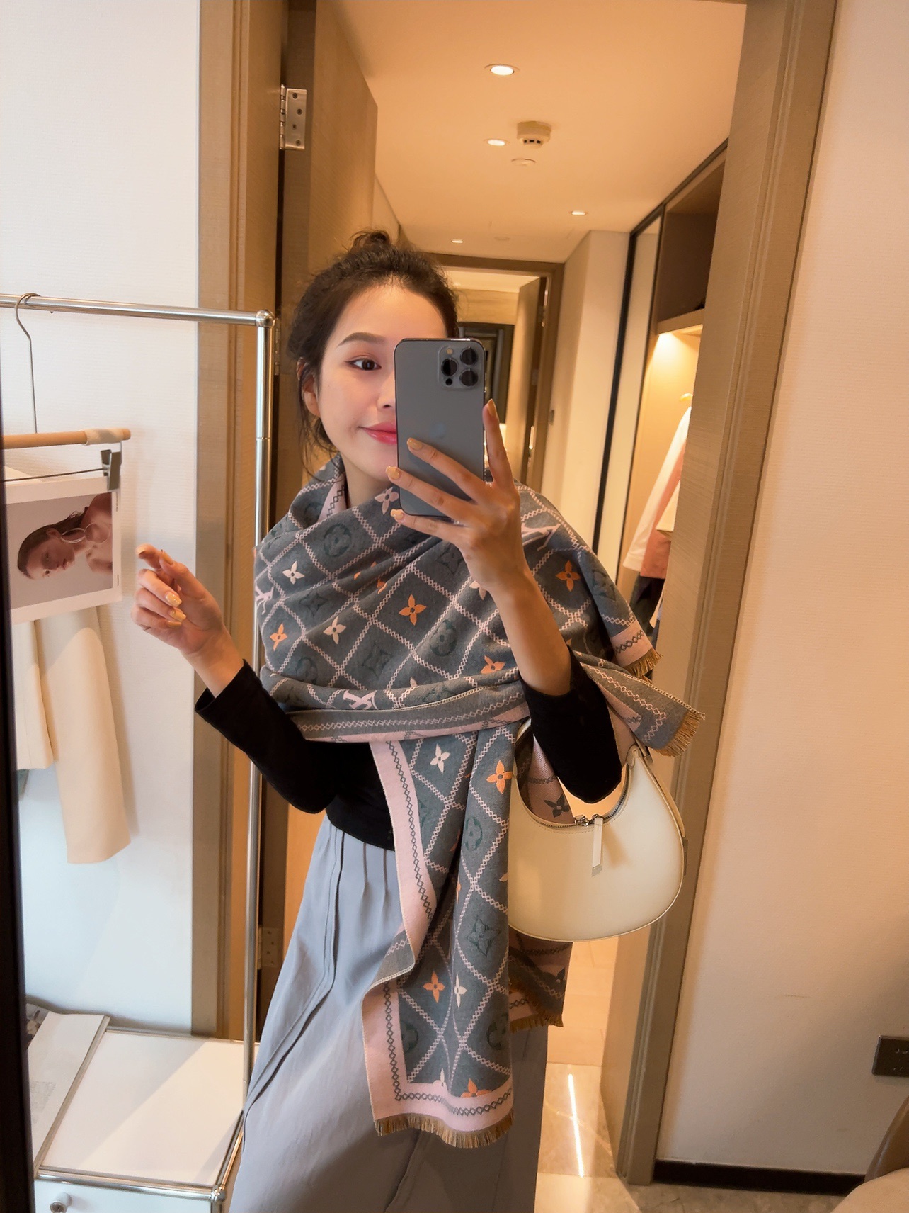 LV Louis vuitton Scarf 110293