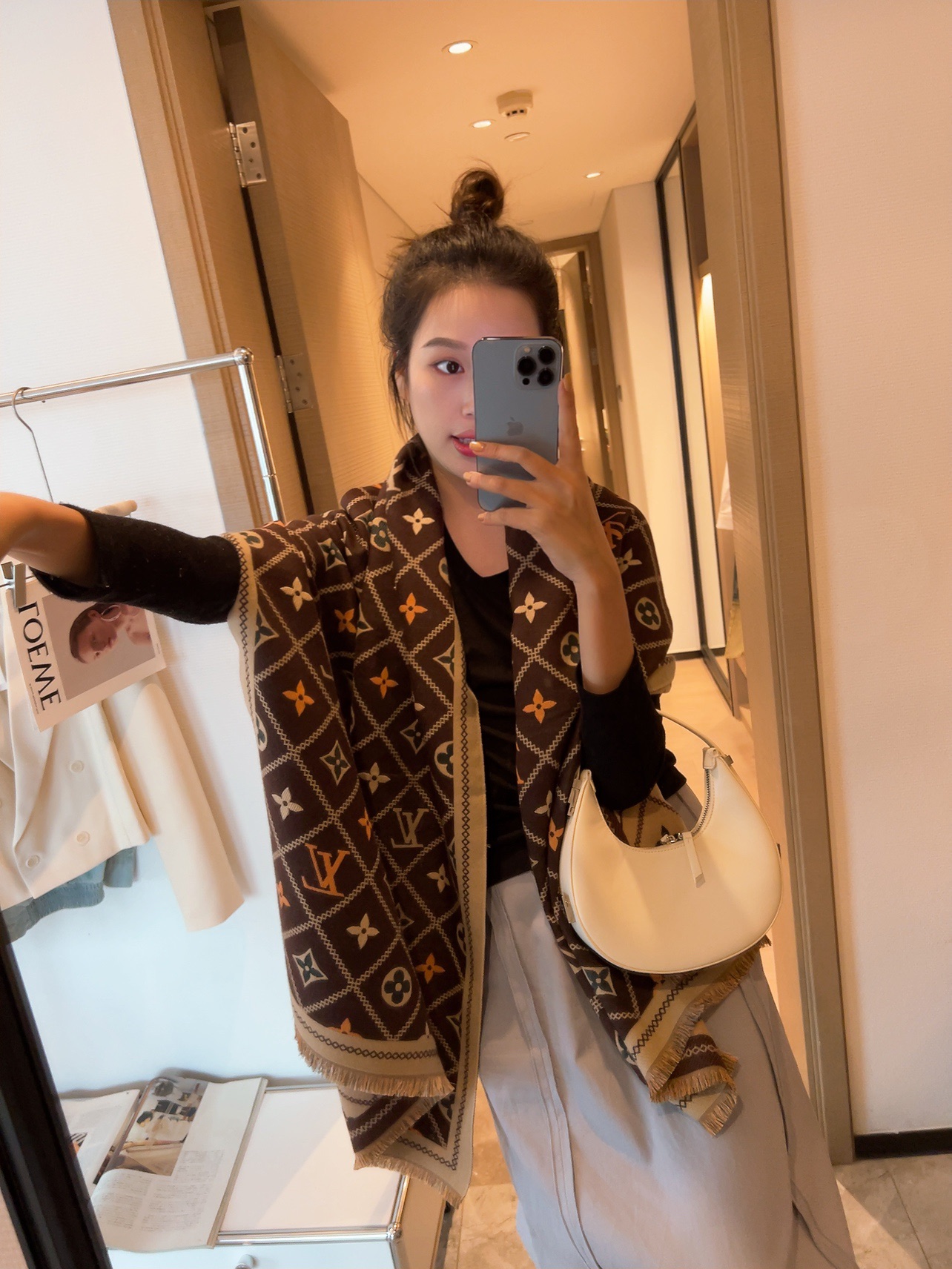 LV Louis vuitton Scarf 110292