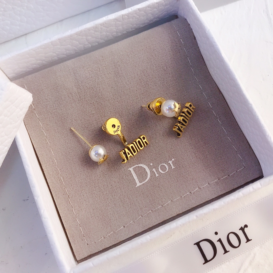 A297 Dior earrings 110329