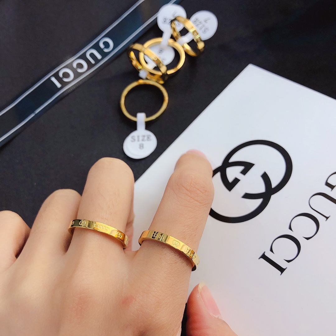J032 Gucci ring 110306