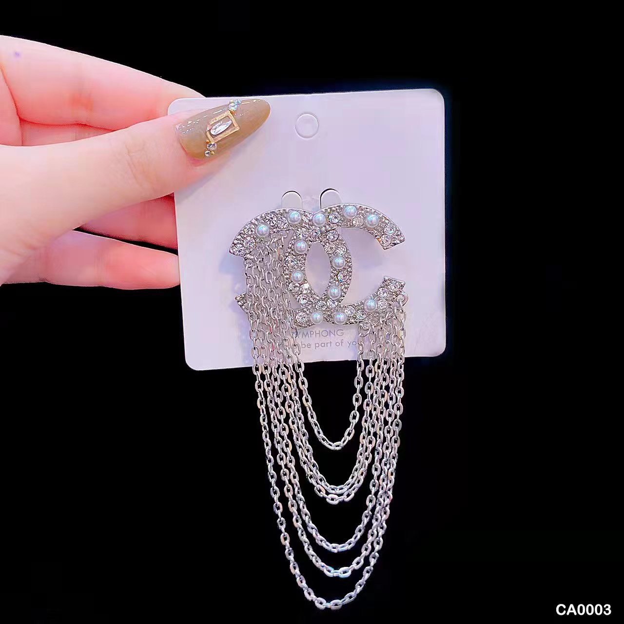 Chanel brooch 110377