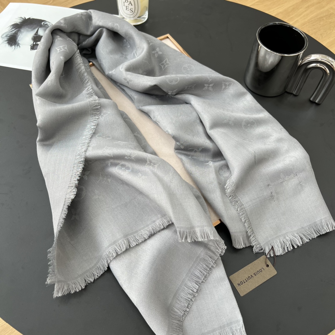 LV Louis vuitton scarf 110424