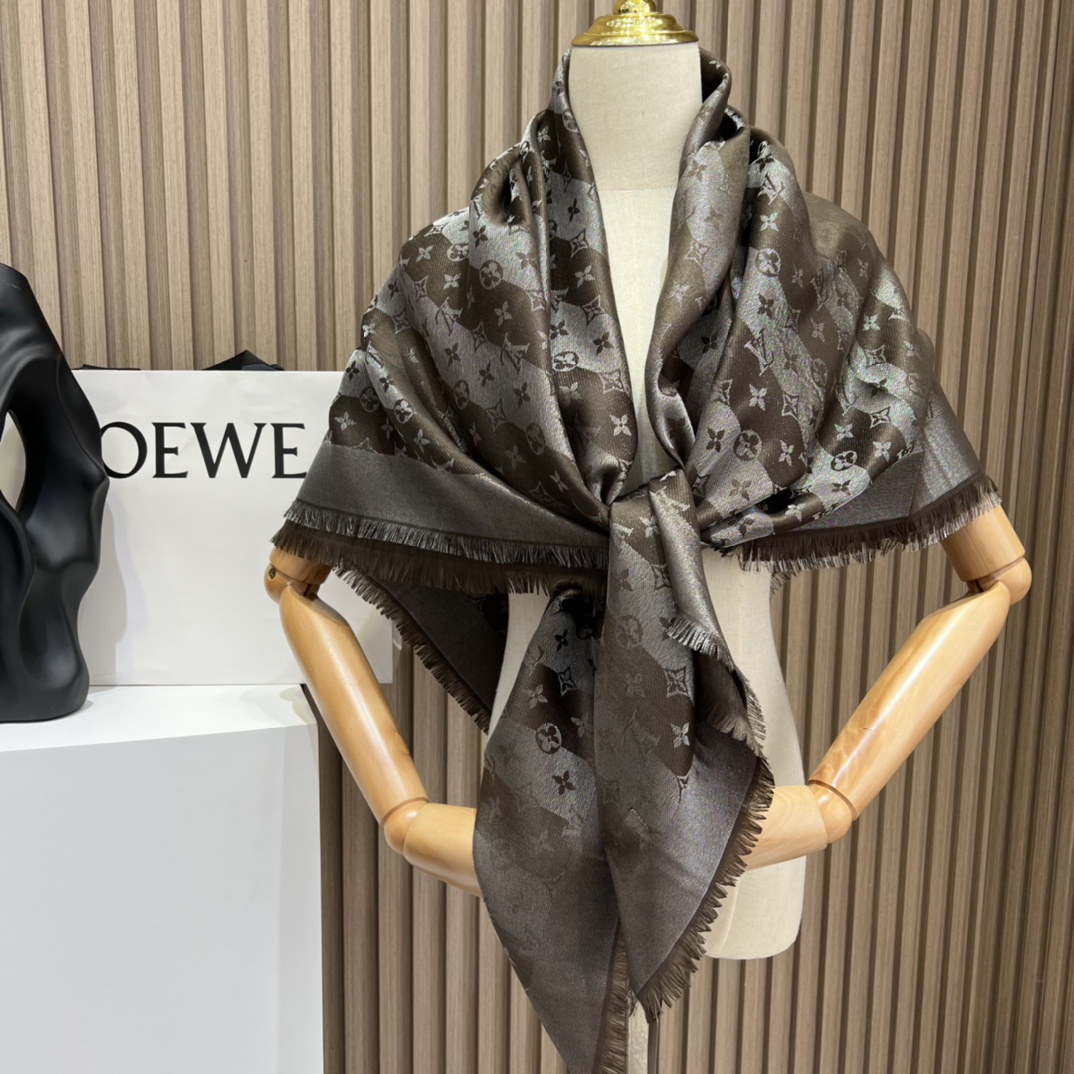 LV Louis vuitton scarf 110426