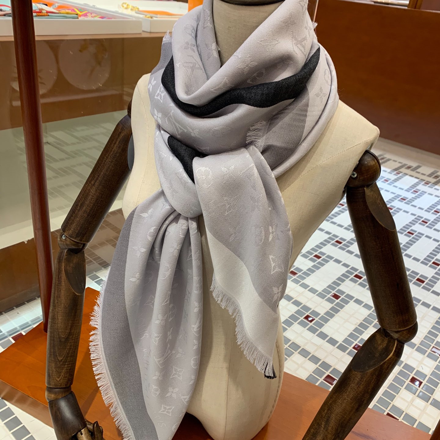 Louis Vuitton LV on the Edge Monogram Scarf M76372