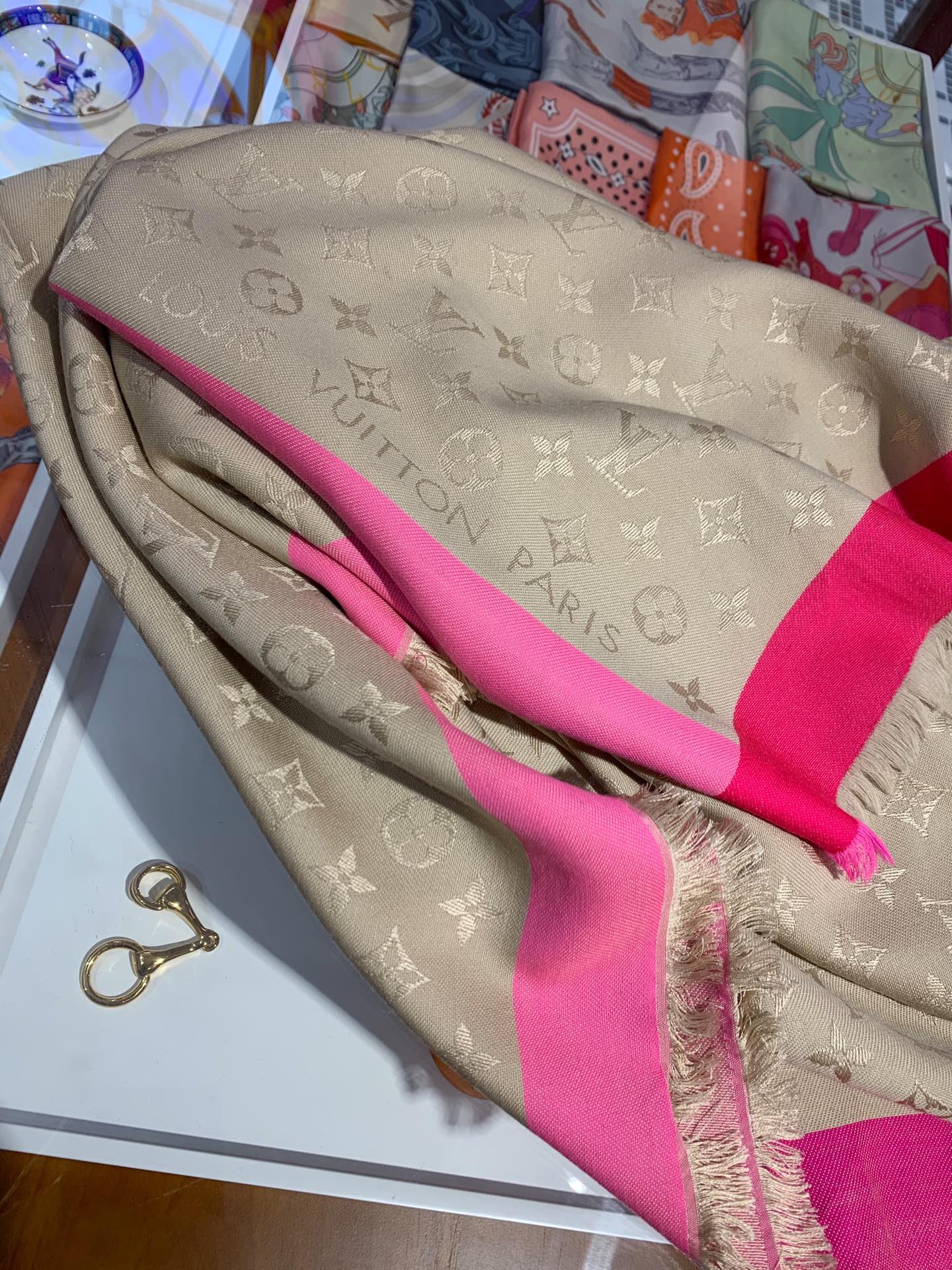 Louis Vuitton LV on the Edge Monogram Scarf M76371