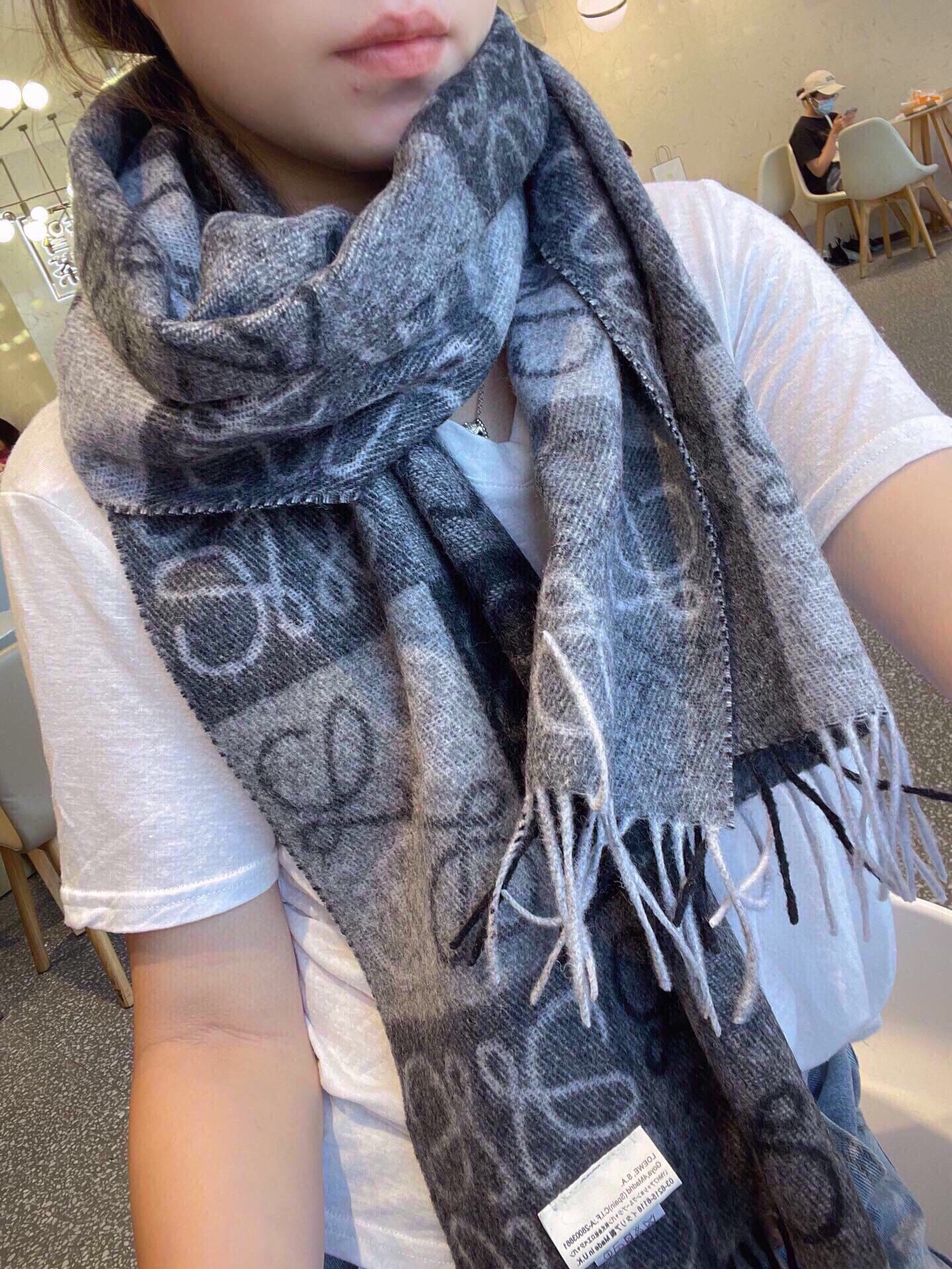 Loewe Scarf 110433