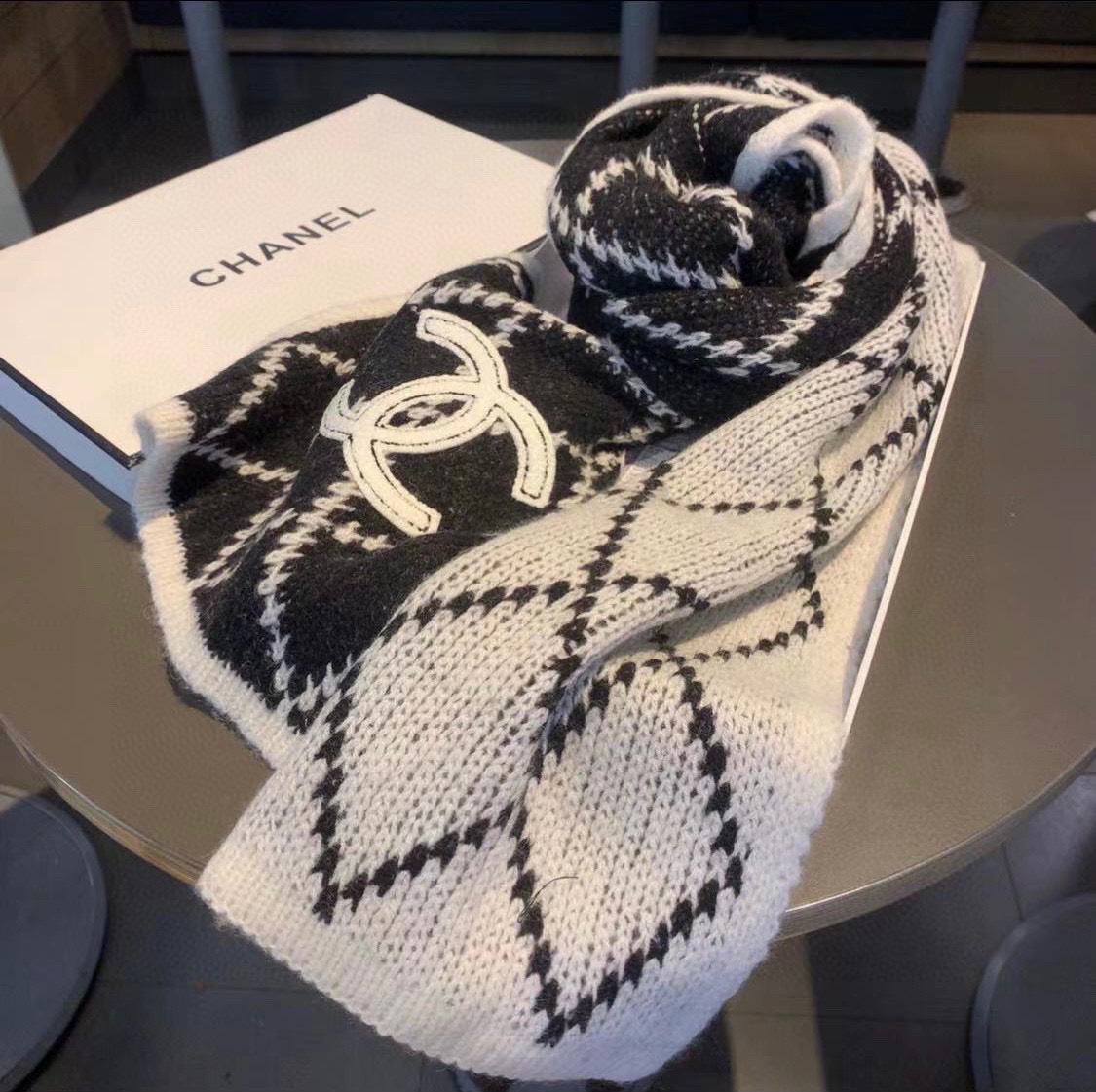 Chanel scarf 110430