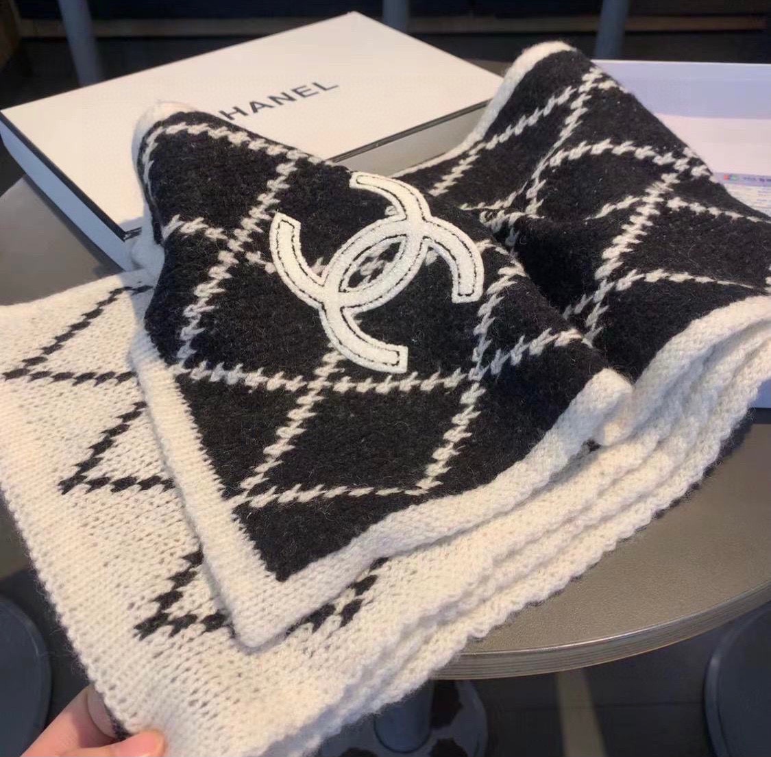 Chanel scarf 110430