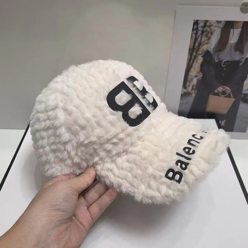 Blalenciaga hat winter