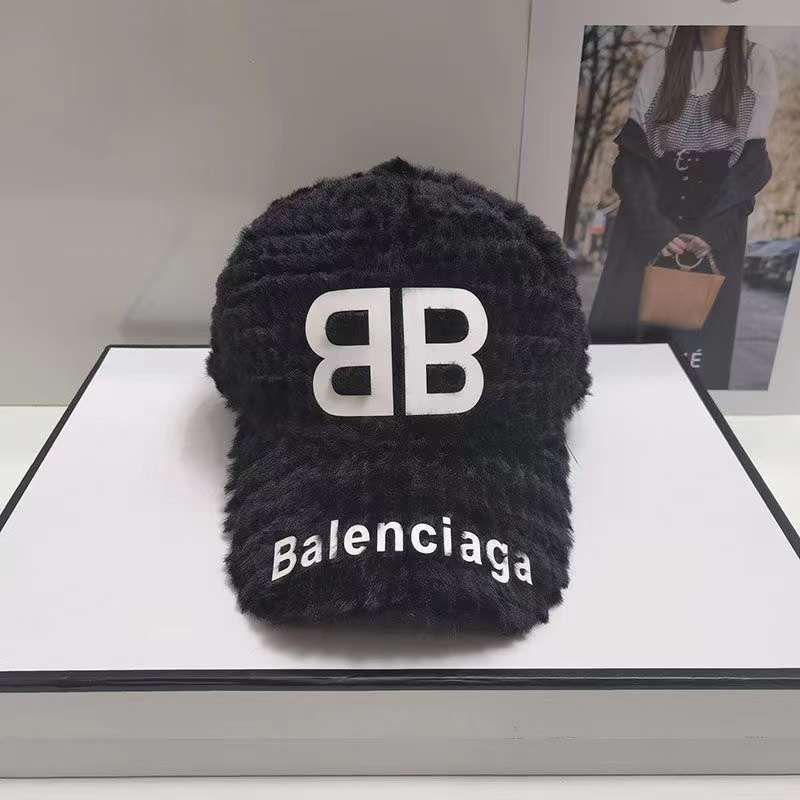 Blalenciaga hat winter
