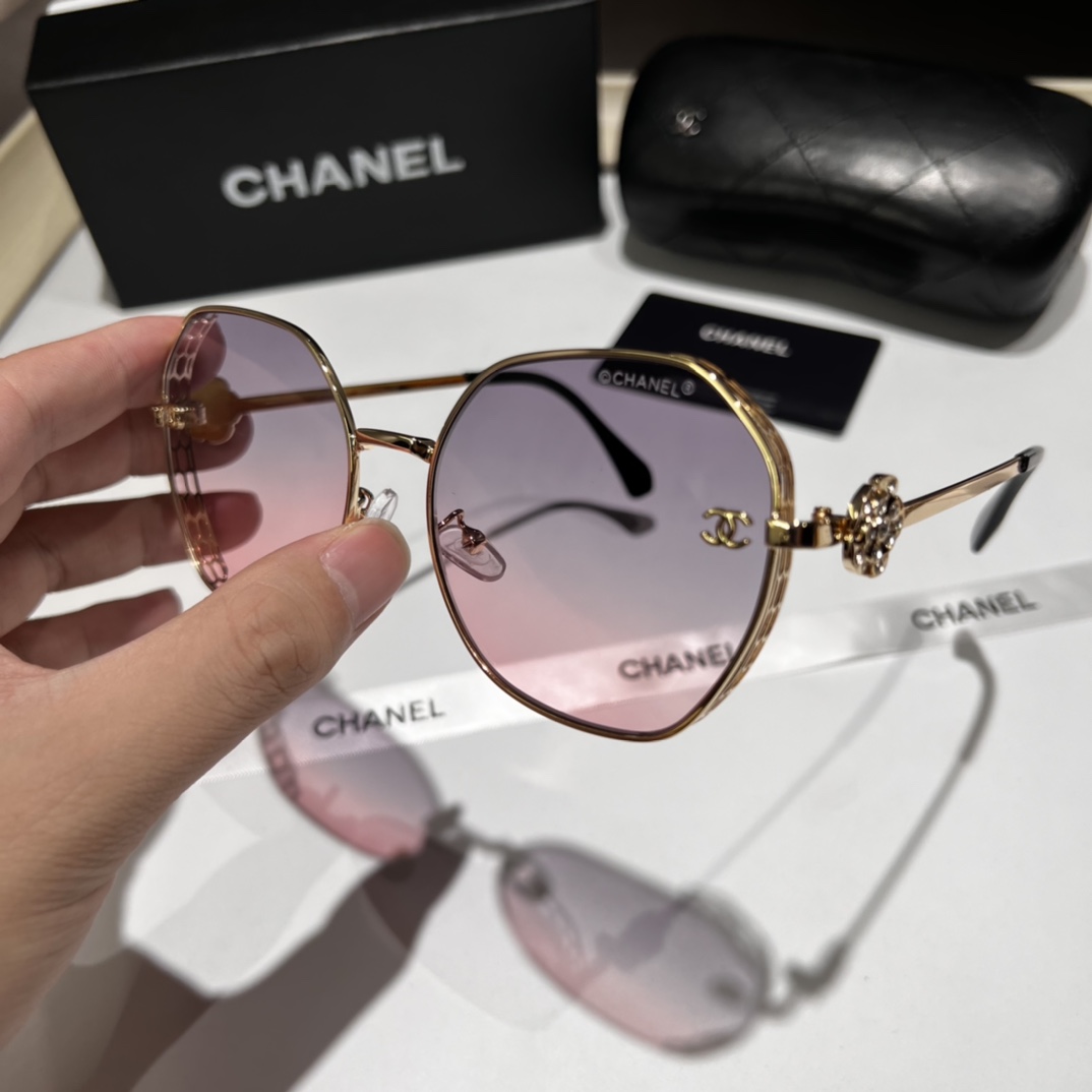 Chanel Sunglasses 8857