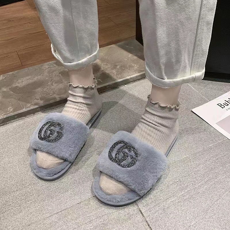 Gray-Gucci fur slippers