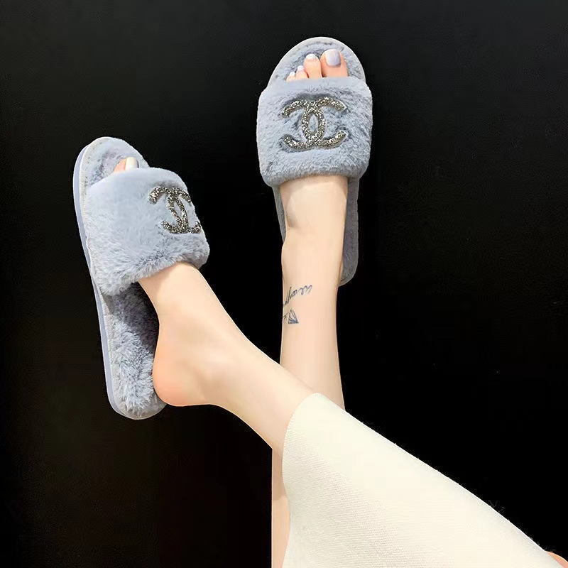 GRAY-Chanel fur slippers