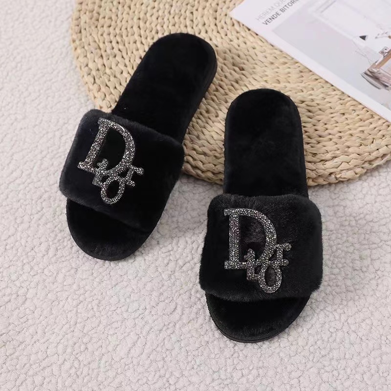 Black-Dior fur slippers