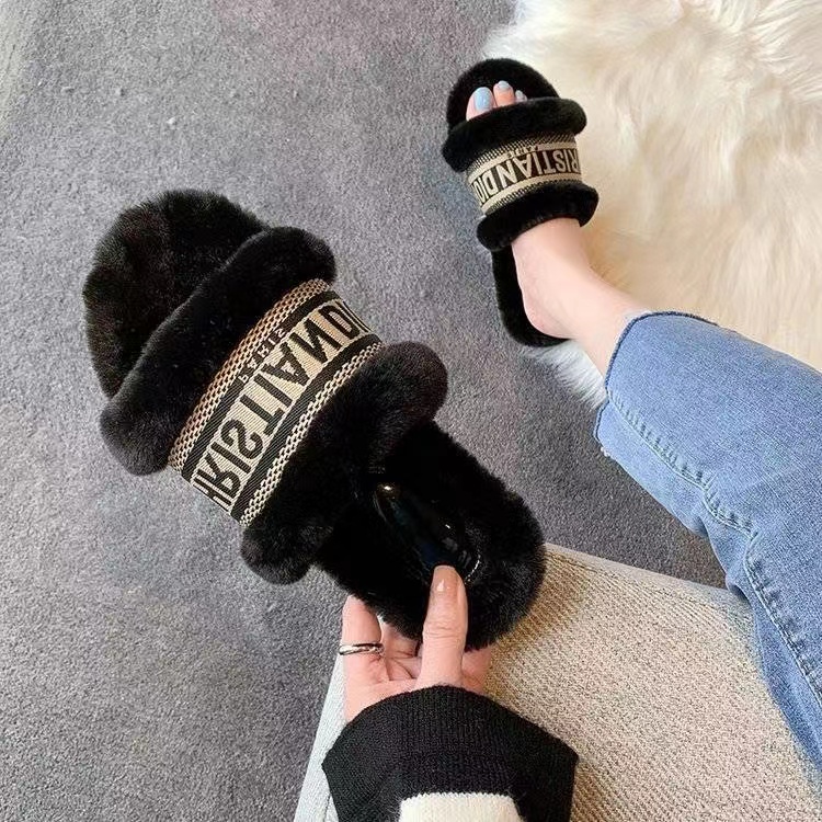 Black-Dior fur slippers