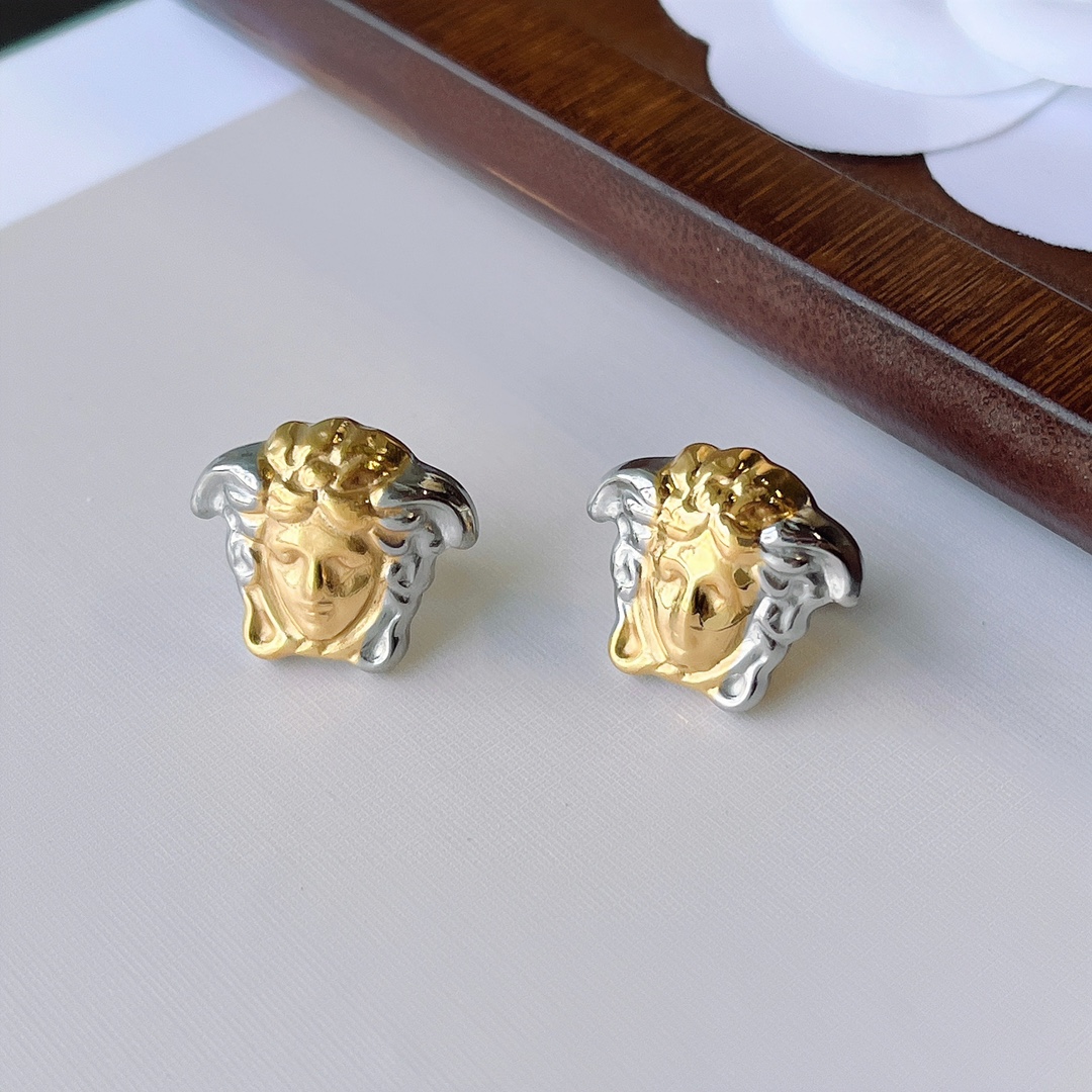 A827  Versace earrings stud 110505