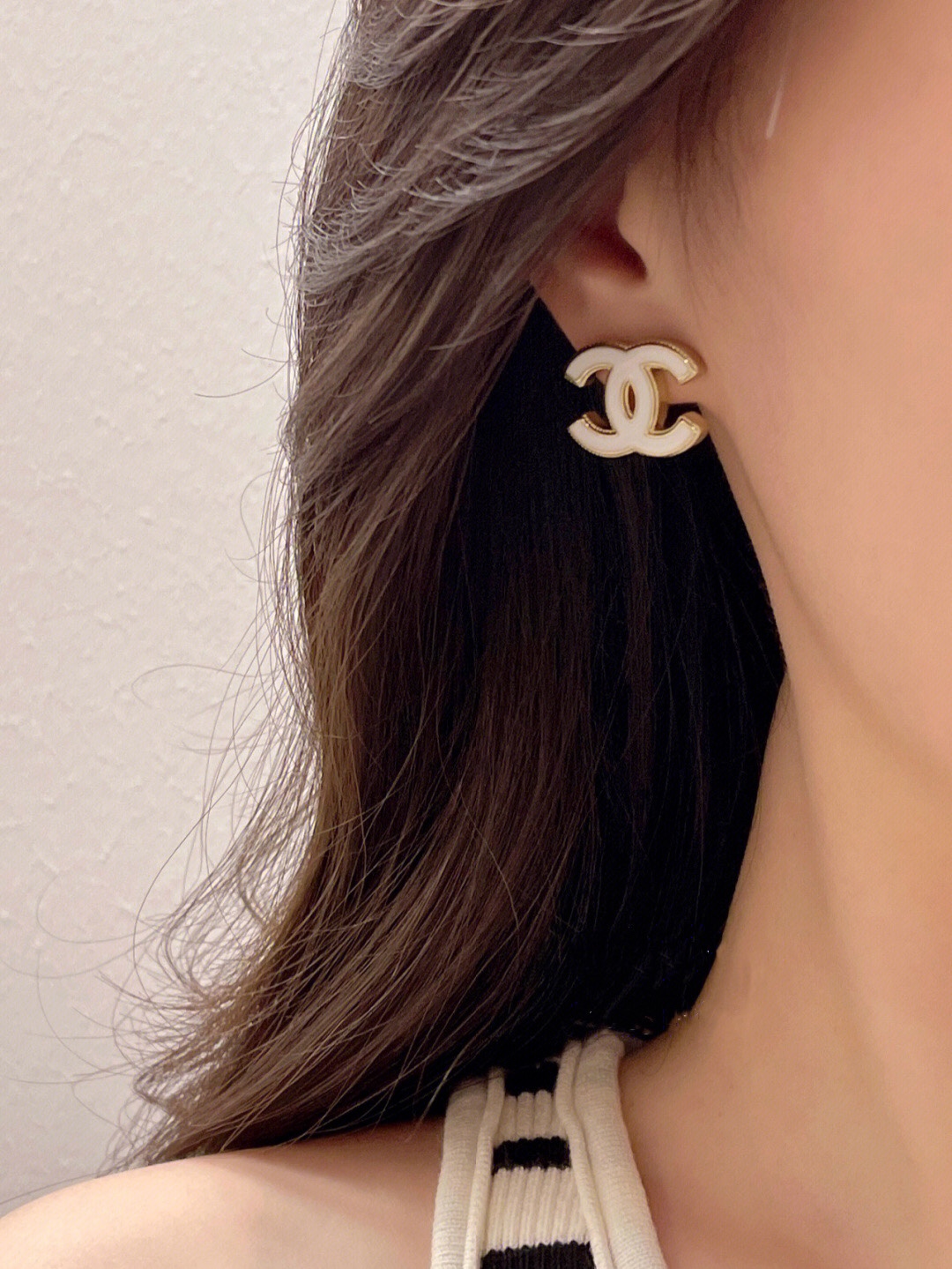 A818 Chanel earrings 110486