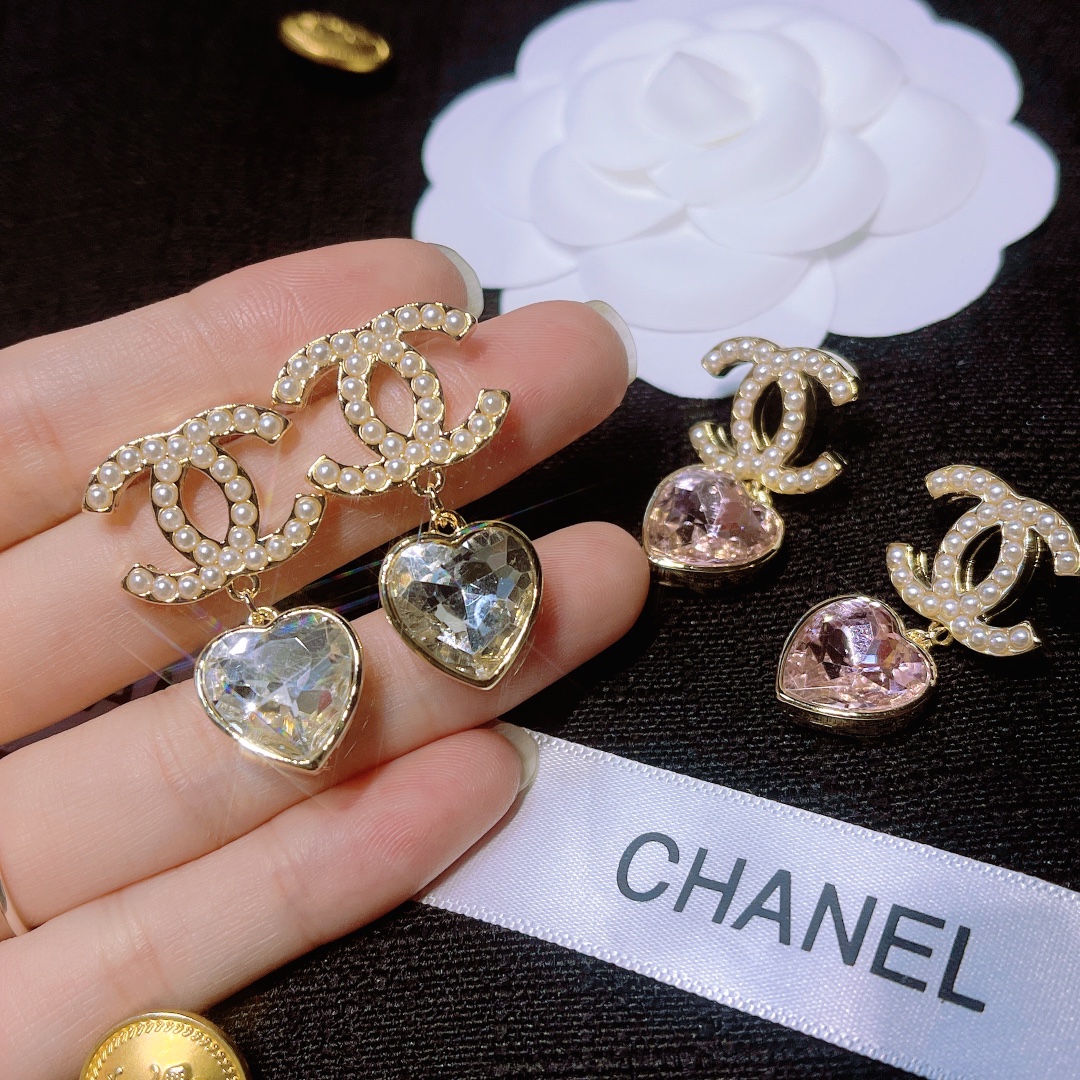 A828  Chanel earrings 110485