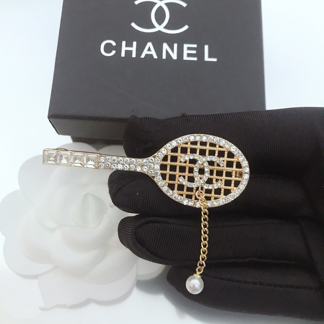 Chanel brooch 110599