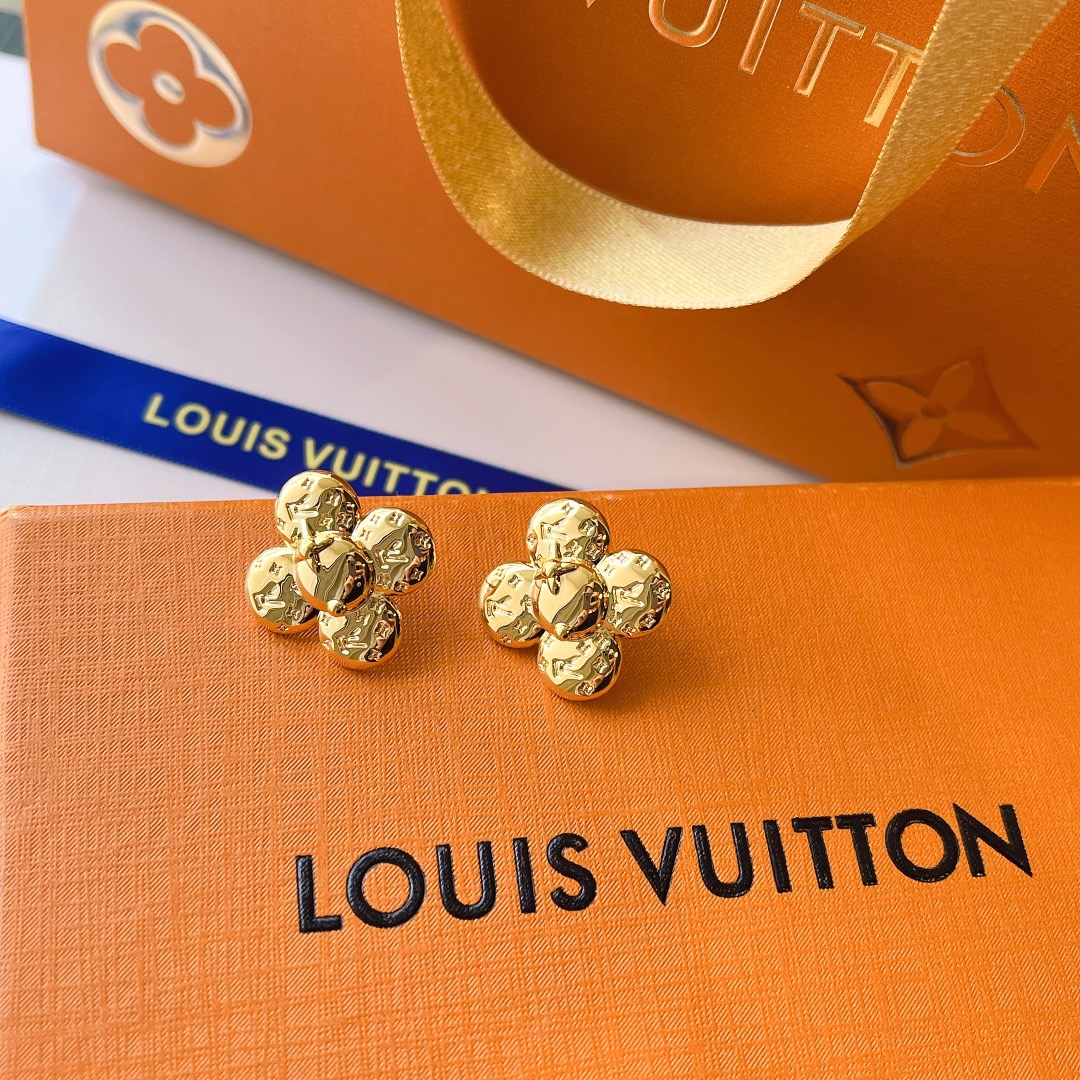 A839  LV Louis vuitton earrings