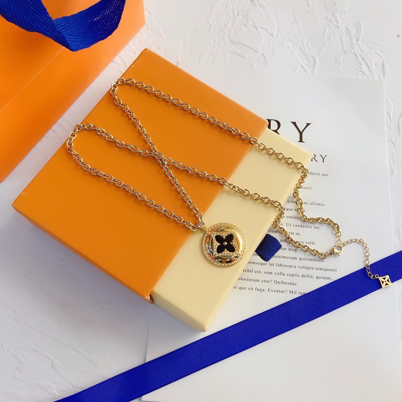 X494 LV Louis vuitton necklace