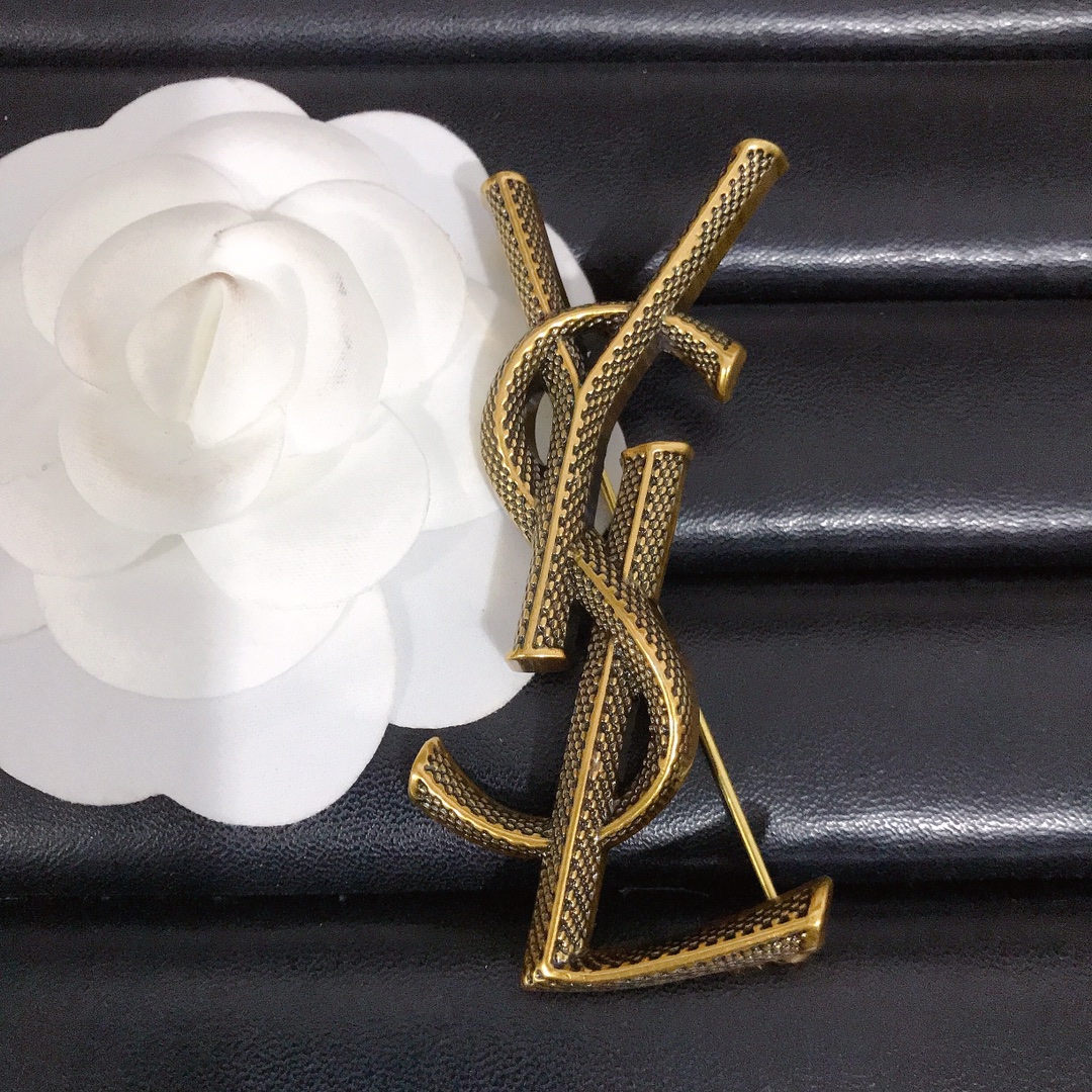 YSL Brooch 110840