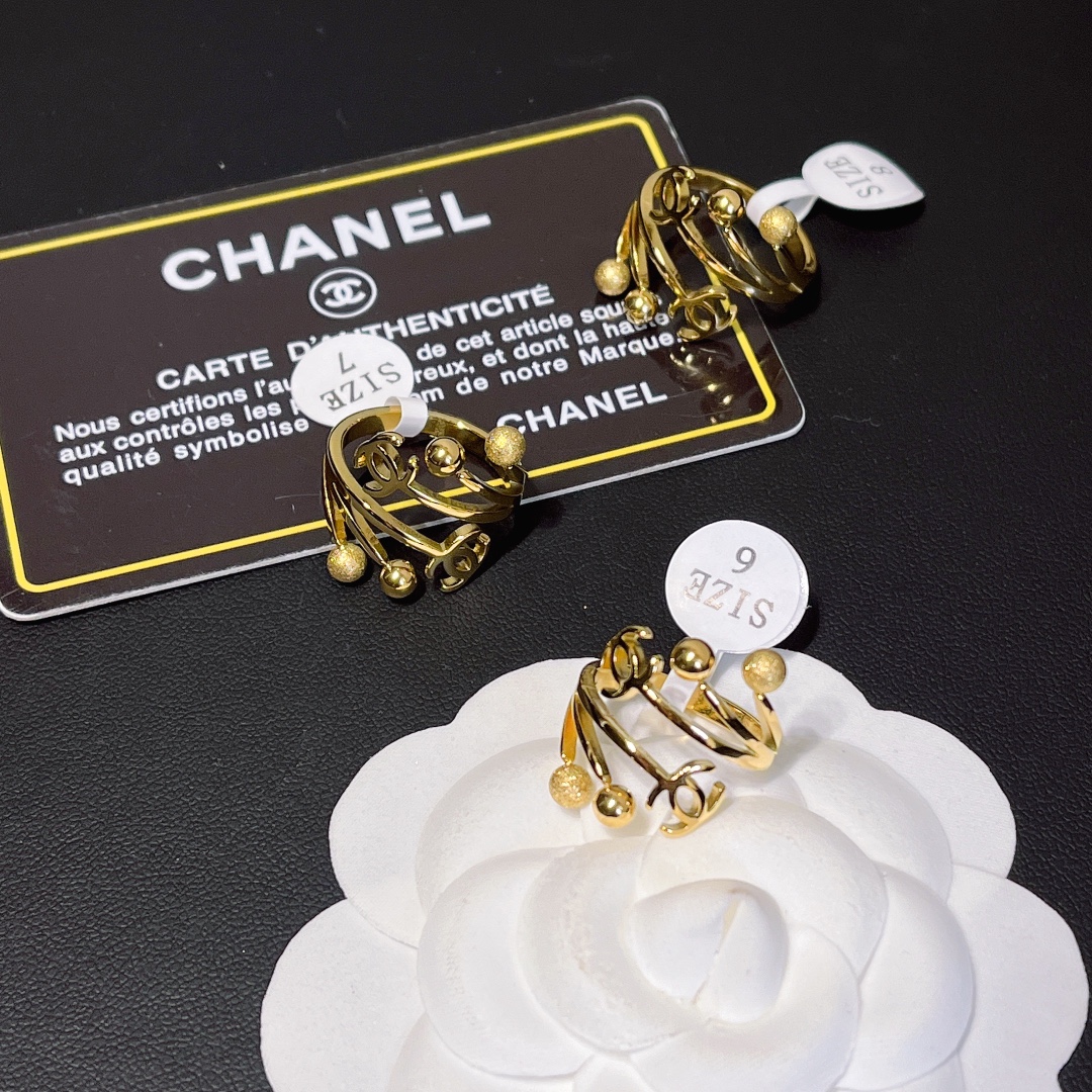 J094 Chanel ring