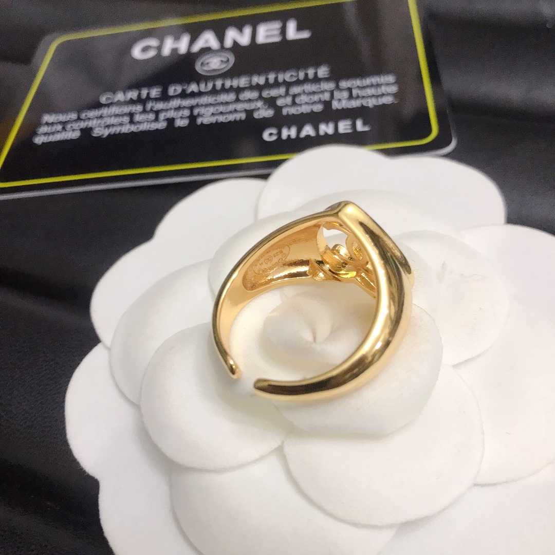 Chanel ring 110898