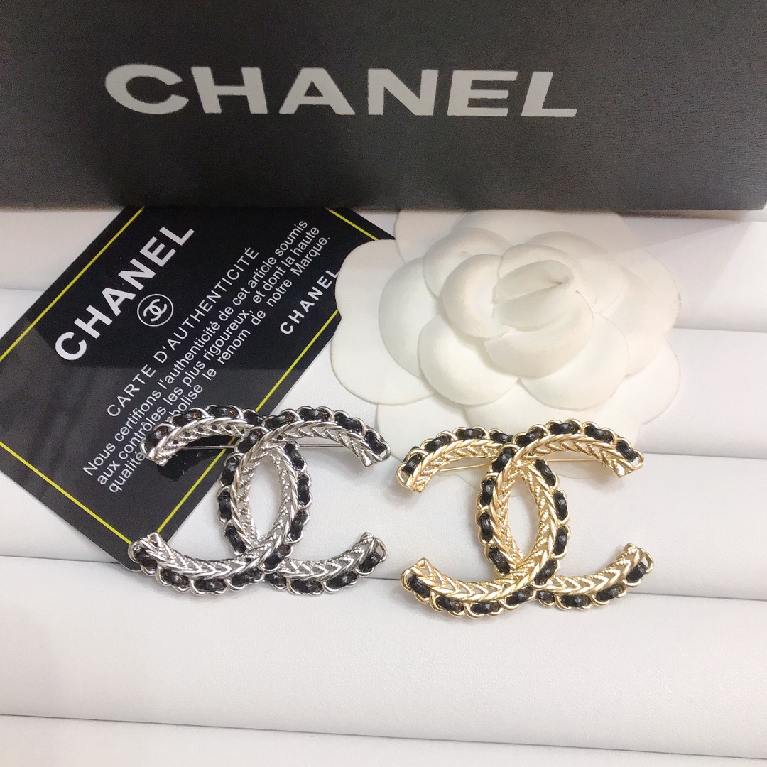 Chanel wave brooch 110886