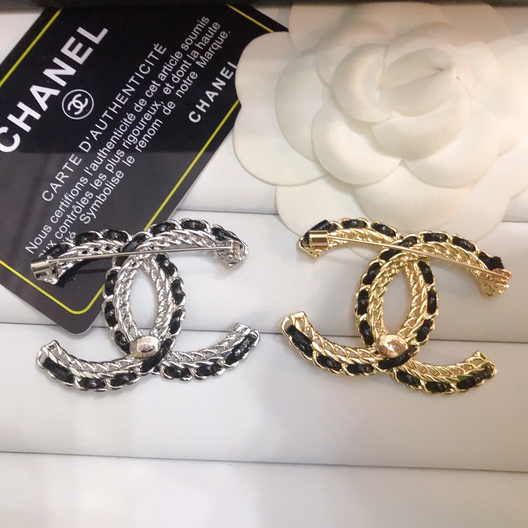 Chanel wave brooch 110886