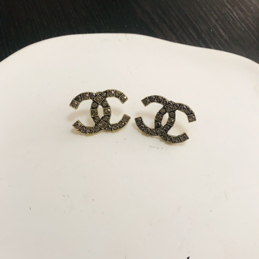 Chanel earrings 111139