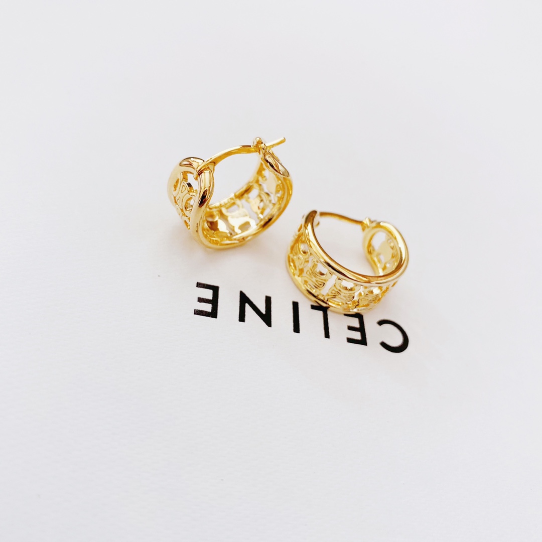 A647 Celine earrings