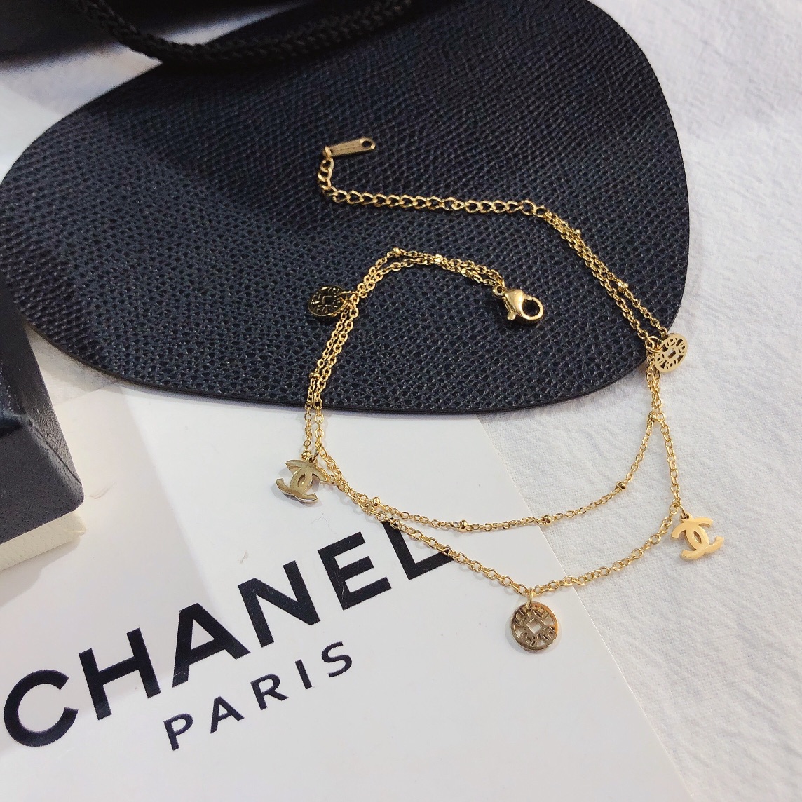 B005 Chanel anklet