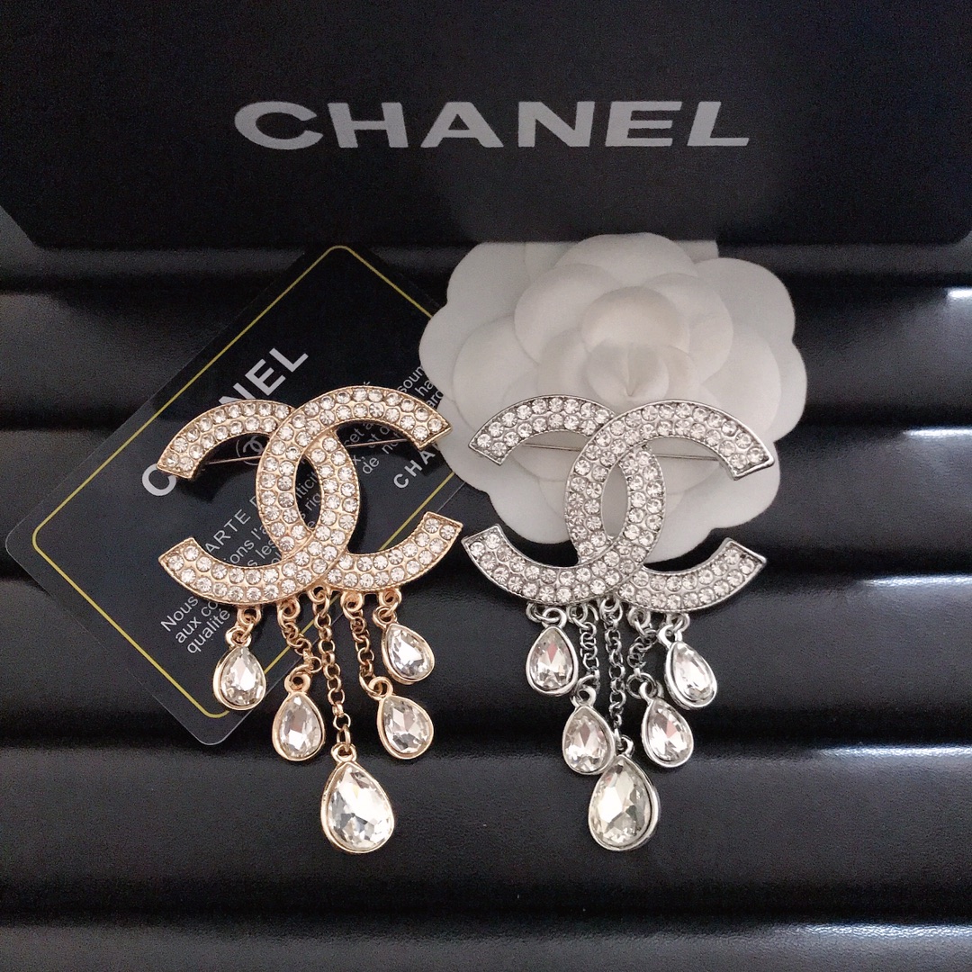 Chanel brooch cc 111718