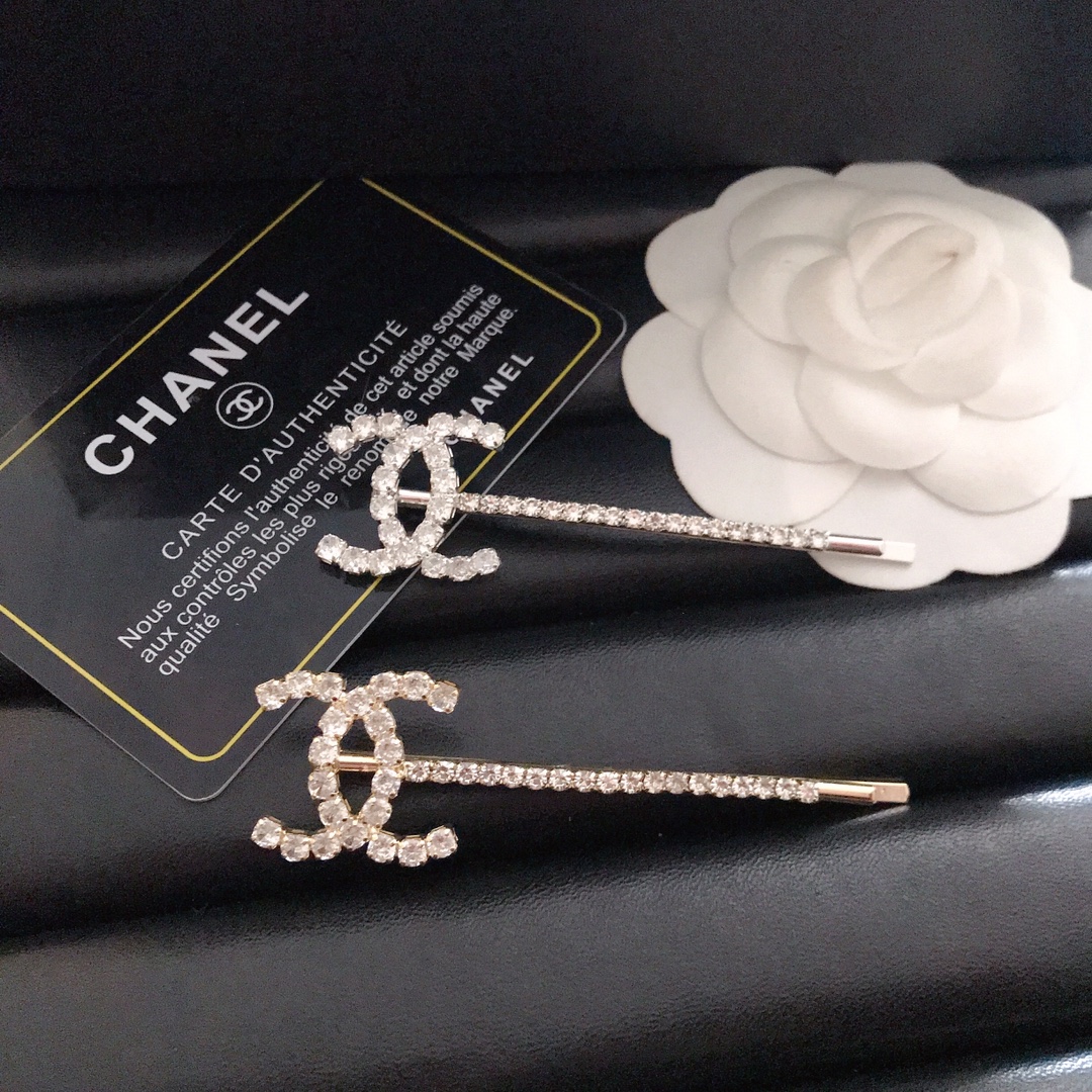 Chanel hairclip 111715