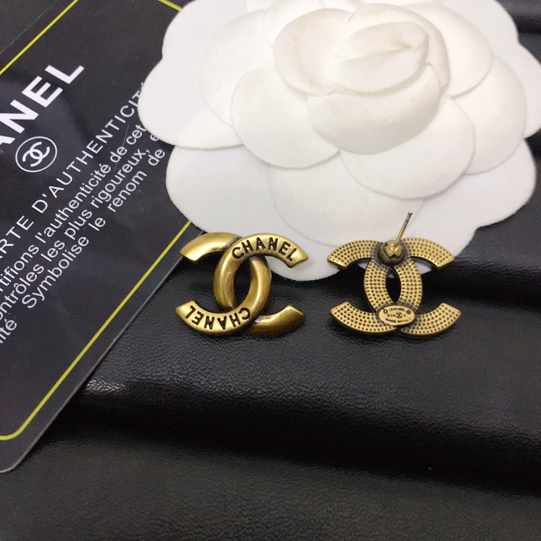 Chanel copper vintage earrings 111677
