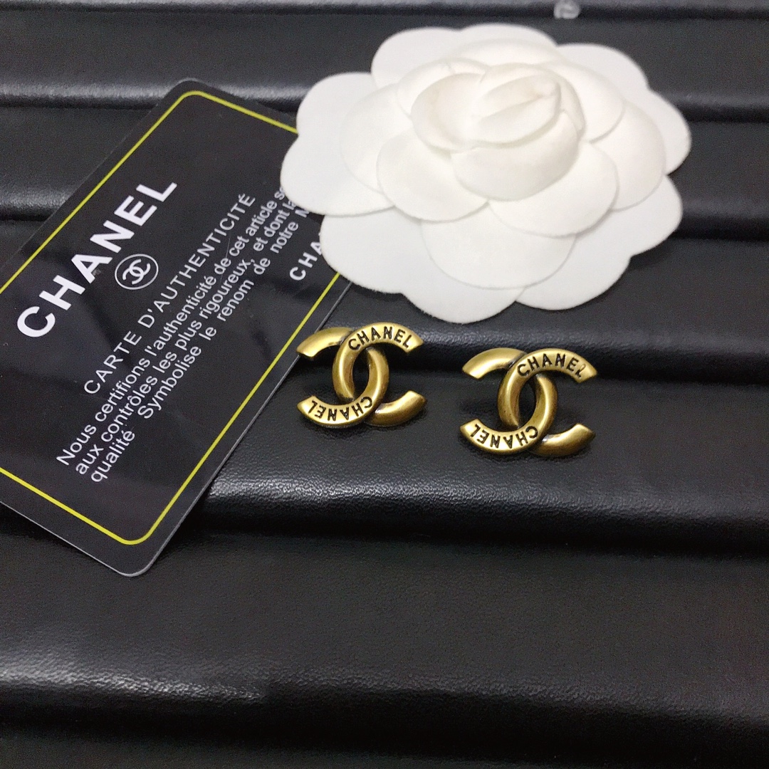 Chanel copper vintage earrings 111677
