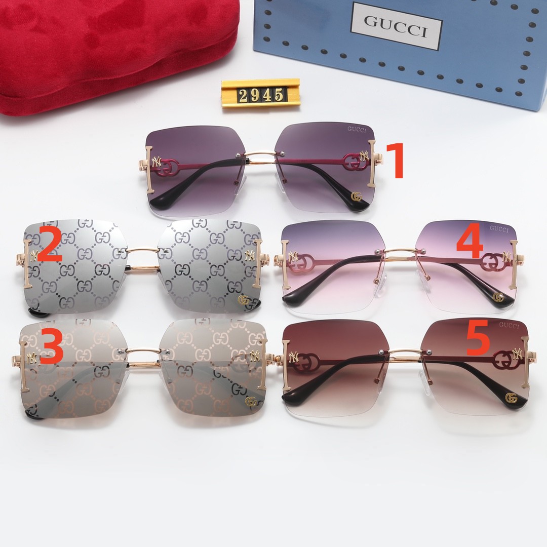 GUCCI GG Sunglasses 2945